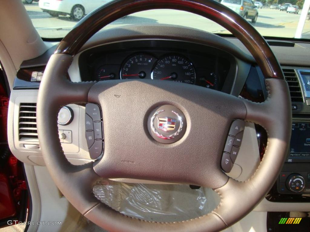 2011 Cadillac DTS Luxury Shale/Cocoa Accents Steering Wheel Photo #38059722