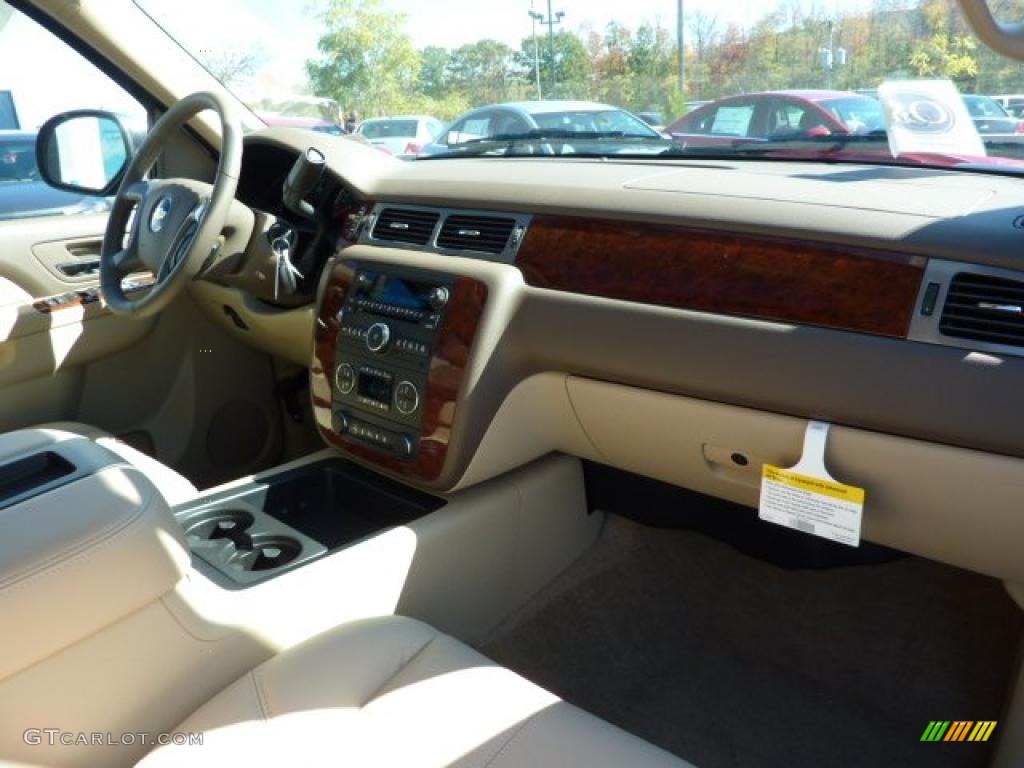 Light Cashmere/Dark Cashmere Interior 2011 Chevrolet Tahoe LT 4x4 Photo #38059730
