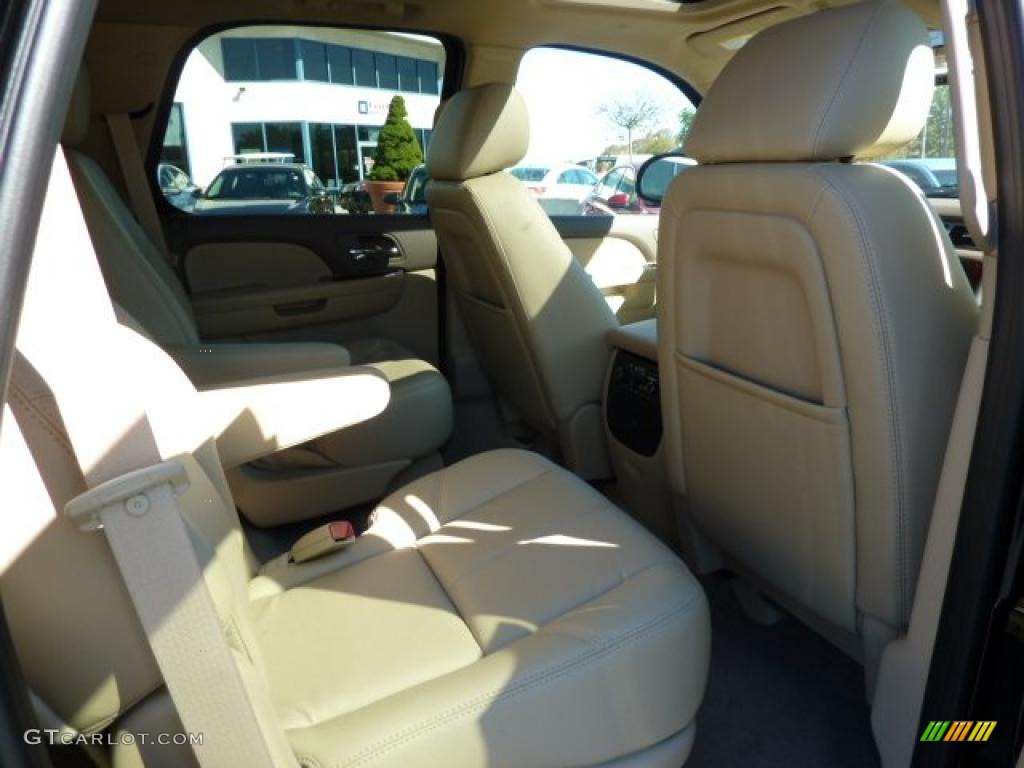 Light Cashmere/Dark Cashmere Interior 2011 Chevrolet Tahoe LT 4x4 Photo #38059742