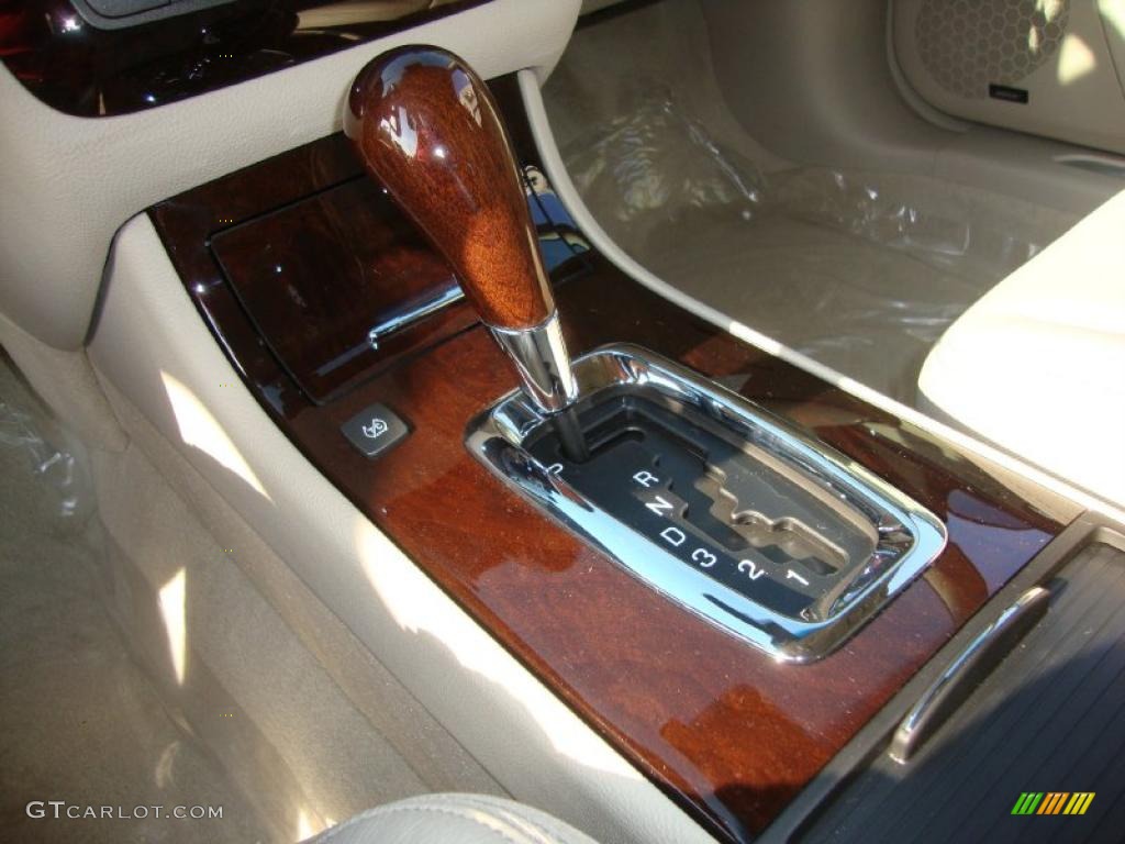 2011 Cadillac DTS Luxury 4 Speed Automatic Transmission Photo #38059758