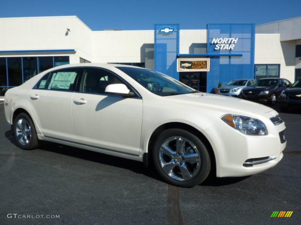 2011 Malibu LT - White Diamond Tricoat / Cocoa/Cashmere photo #1