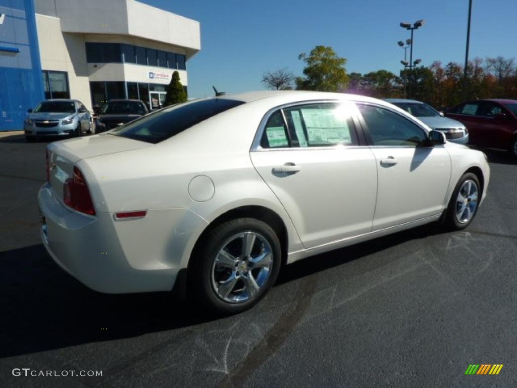 2011 Malibu LT - White Diamond Tricoat / Cocoa/Cashmere photo #10