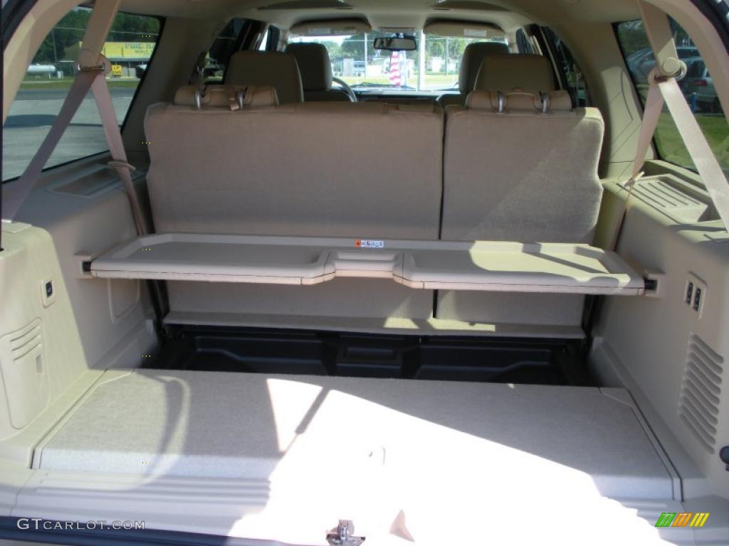 2011 Ford Expedition EL XLT Trunk Photo #38062438