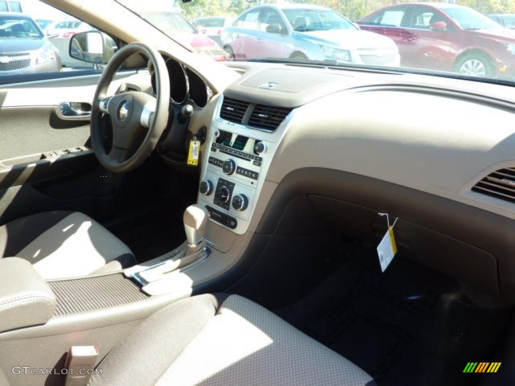 2011 Malibu LS - Gold Mist Metallic / Cocoa/Cashmere photo #8