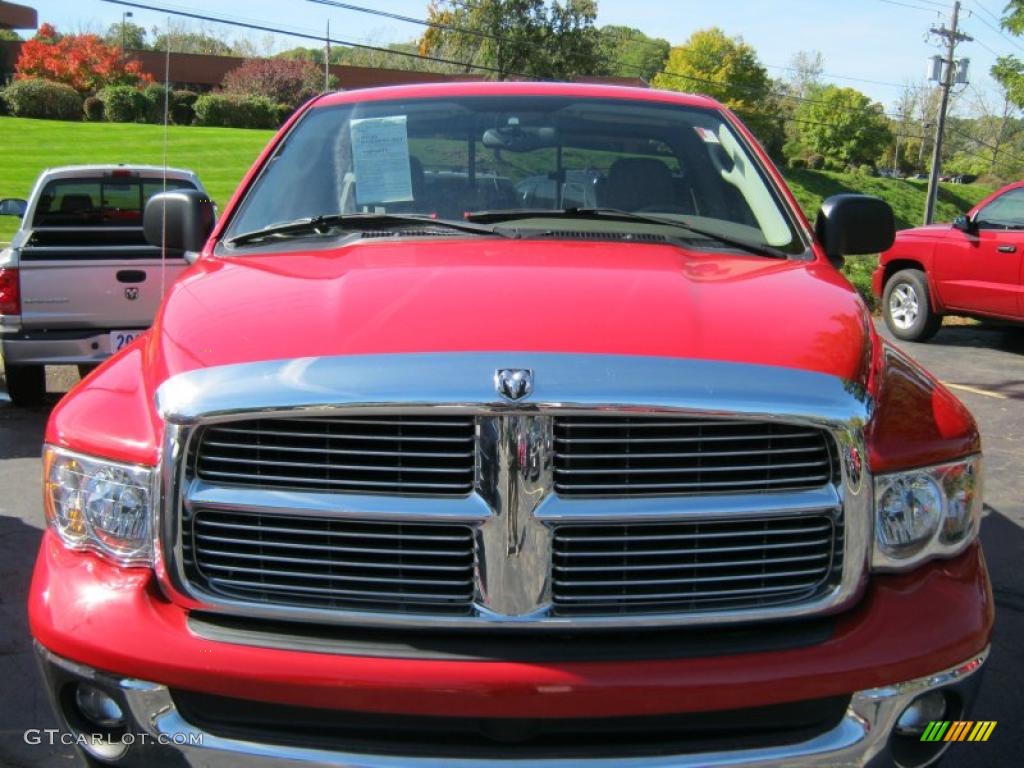 2005 Ram 1500 Laramie Regular Cab 4x4 - Flame Red / Taupe photo #16