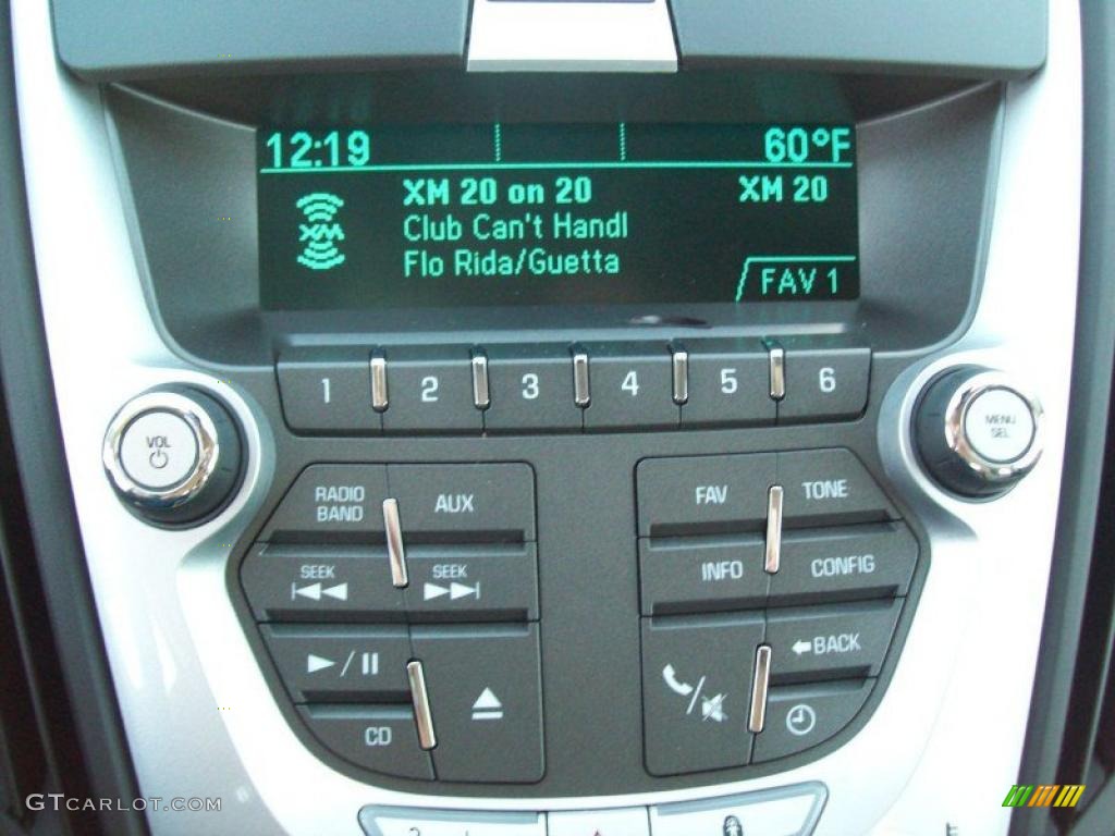 2011 Chevrolet Equinox LS AWD Controls Photo #38064159