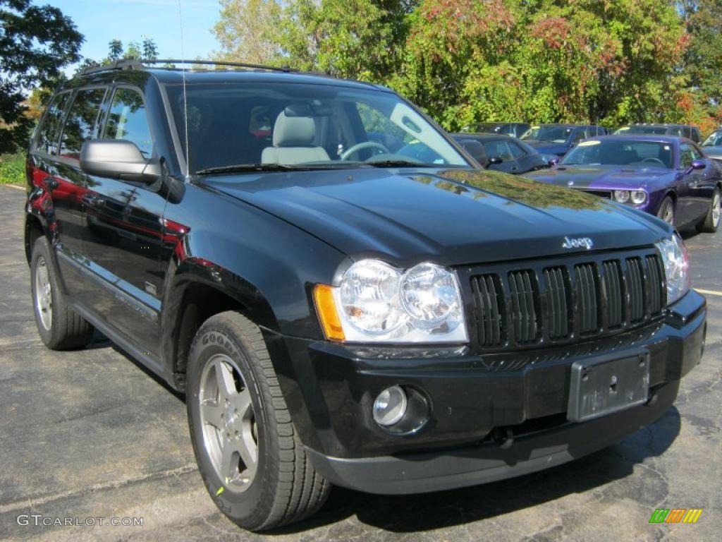 Black 2007 Jeep Grand Cherokee Laredo 4x4 Exterior Photo #38064484