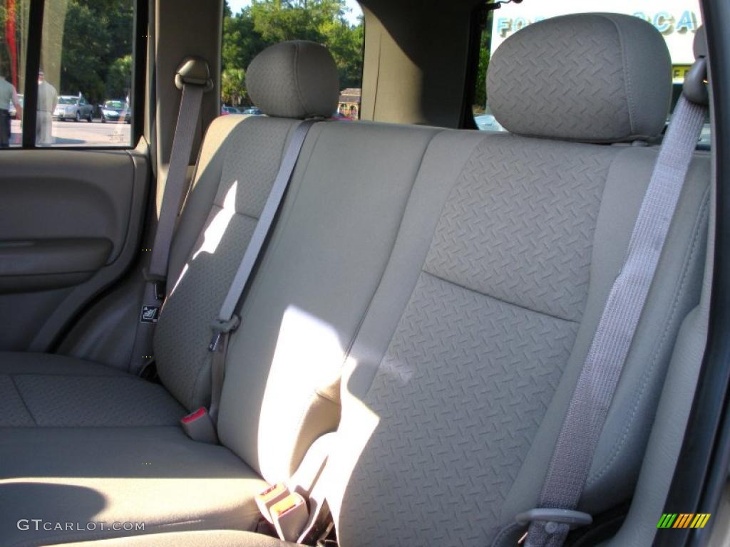 Khaki Interior 2006 Jeep Liberty Renegade Photo #38064520