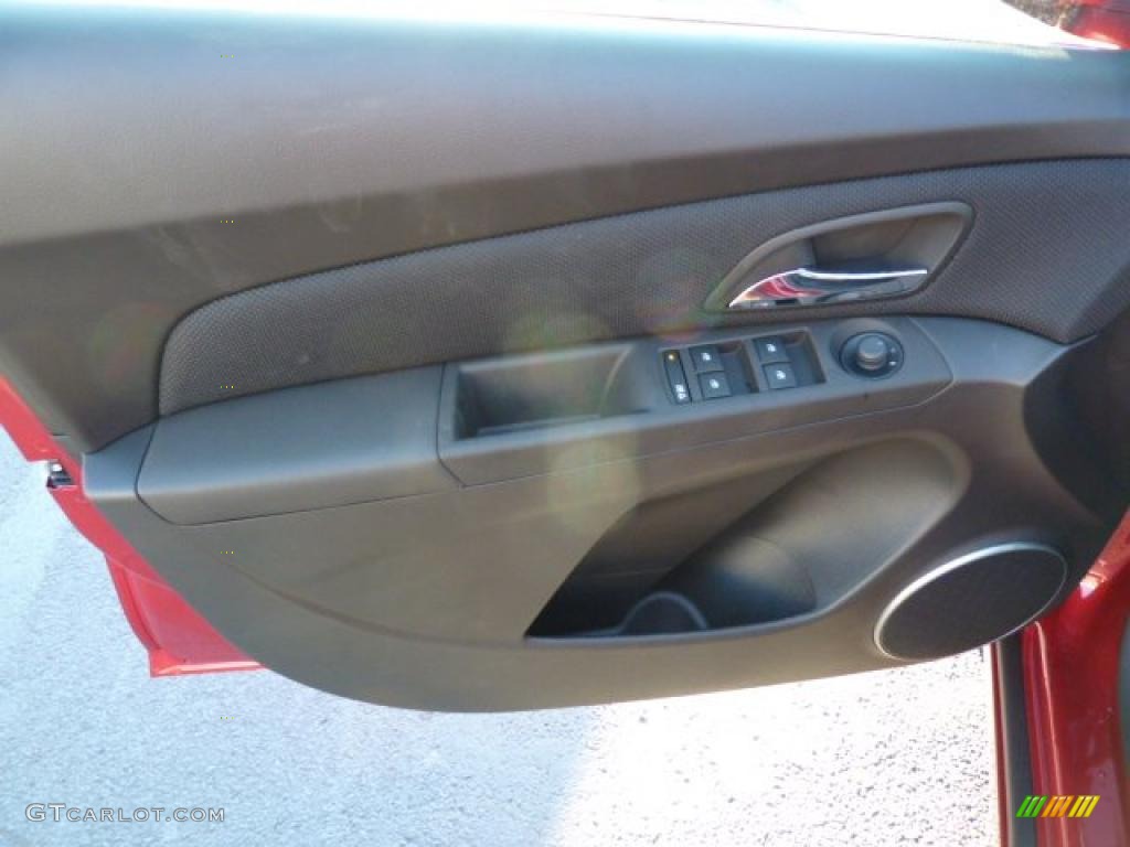Jet Black Interior 2011 Chevrolet Cruze LT Photo #38065244