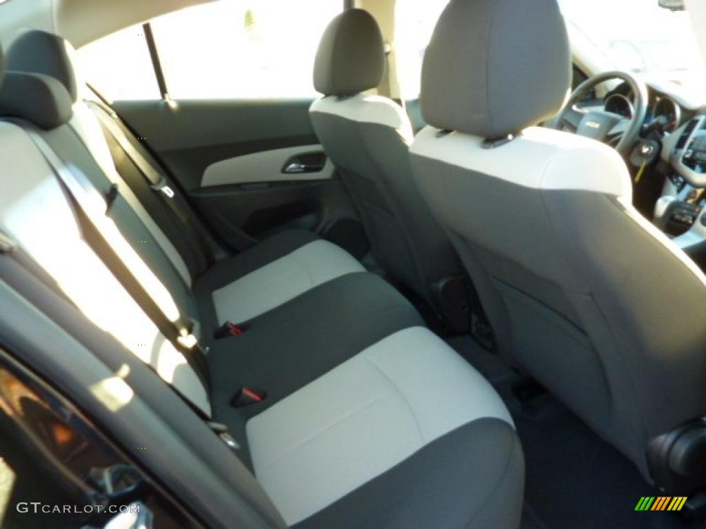 2011 Chevrolet Cruze LS interior Photo #38065456