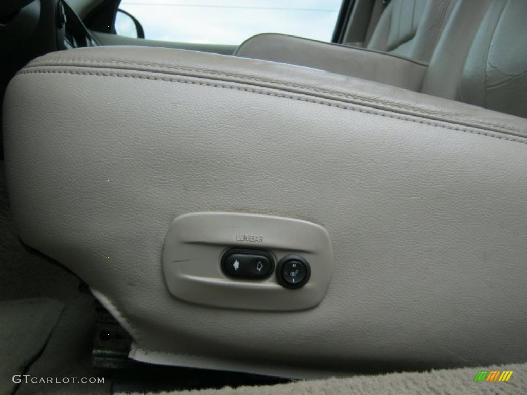 2006 Grand Marquis LS - Light Tundra Metallic / Medium Light Stone photo #10