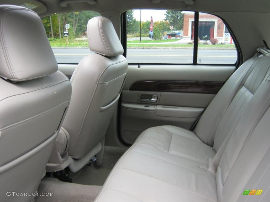 2006 Grand Marquis LS - Light Tundra Metallic / Medium Light Stone photo #19