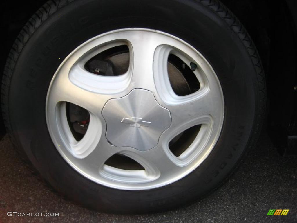 2005 Chevrolet Monte Carlo LT Wheel Photo #38068565