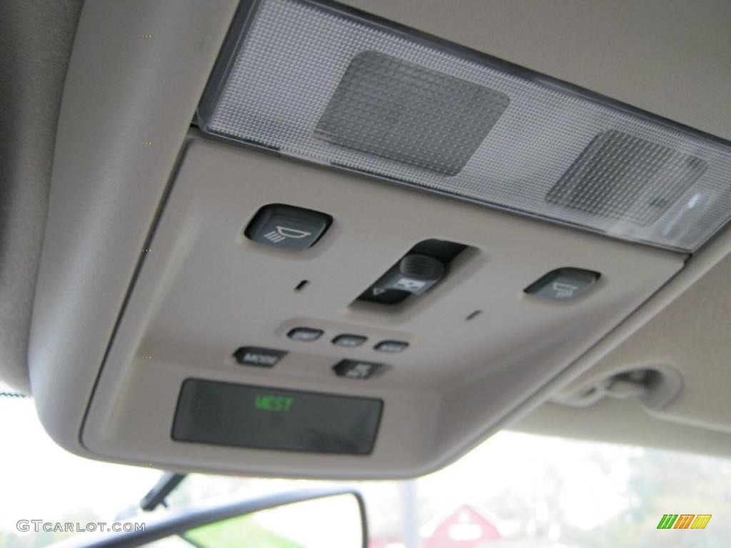 2006 Grand Marquis LS - Light Tundra Metallic / Medium Light Stone photo #29