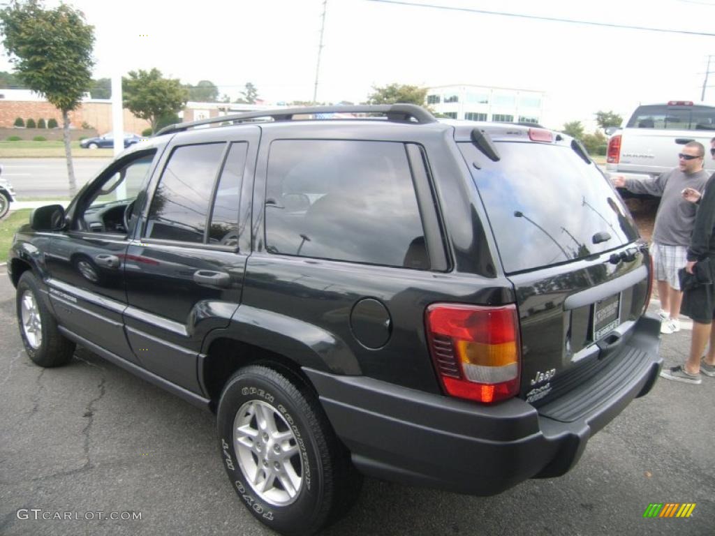 2003 Grand Cherokee Laredo 4x4 - Brilliant Black / Dark Slate Gray photo #2