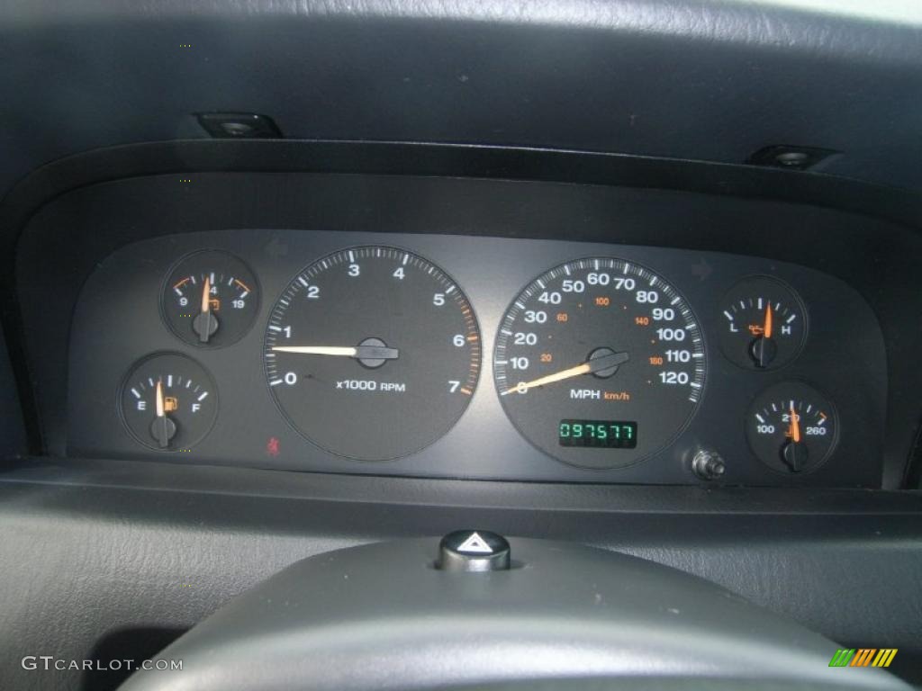 2003 Grand Cherokee Laredo 4x4 - Brilliant Black / Dark Slate Gray photo #18