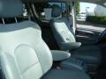 Medium Slate Gray Interior Photo for 2006 Chrysler Town & Country #38070333