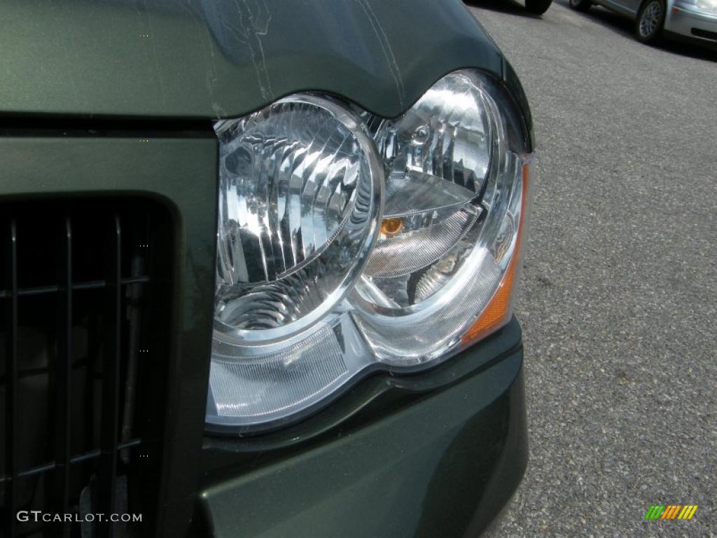 2009 Grand Cherokee Laredo 4x4 - Jeep Green Metallic / Medium Slate Gray/Dark Slate Gray photo #9