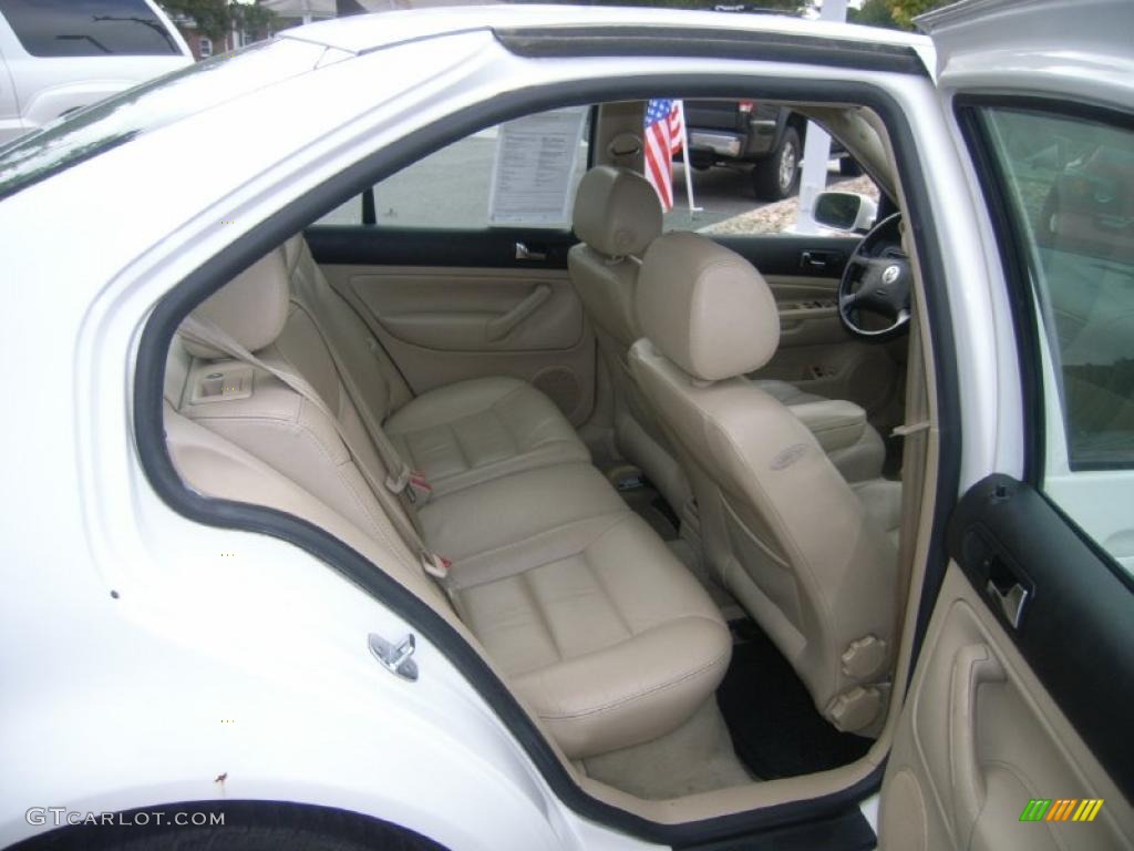 2002 Jetta GLS 1.8T Sedan - Cool White / Beige photo #10