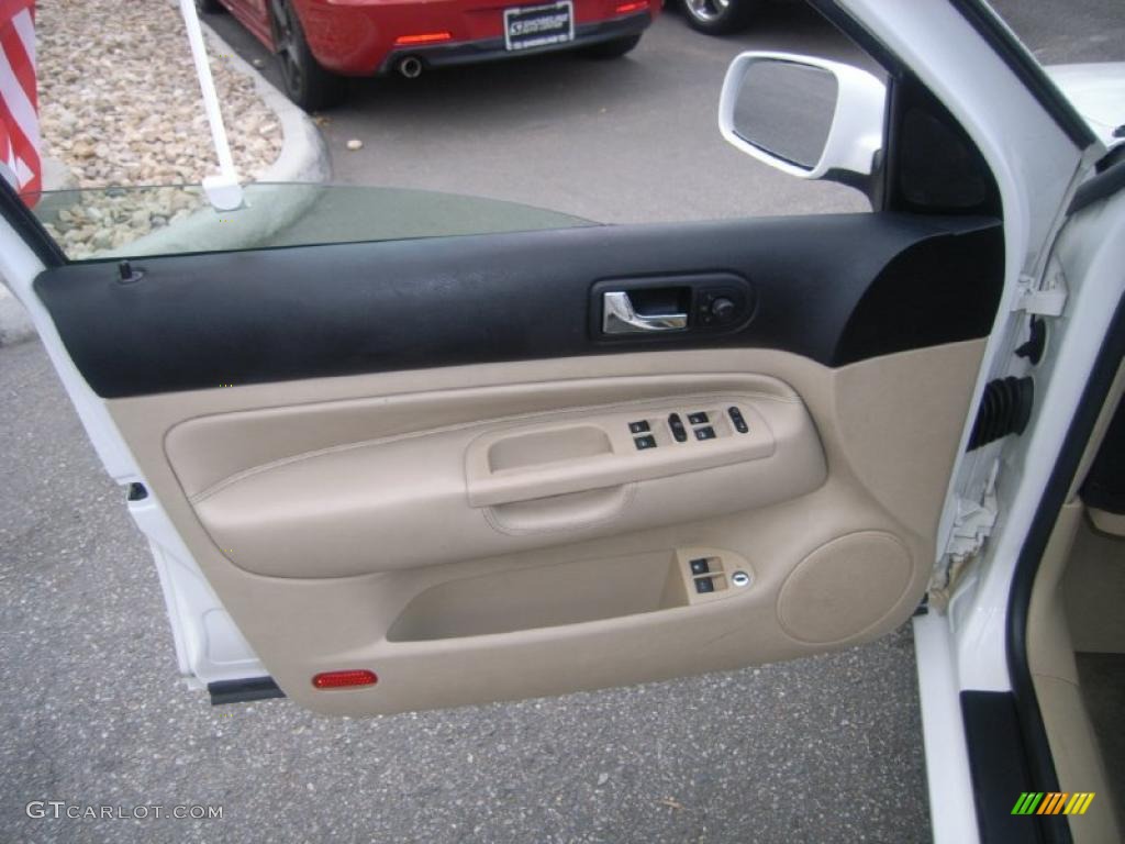 2002 Jetta GLS 1.8T Sedan - Cool White / Beige photo #12