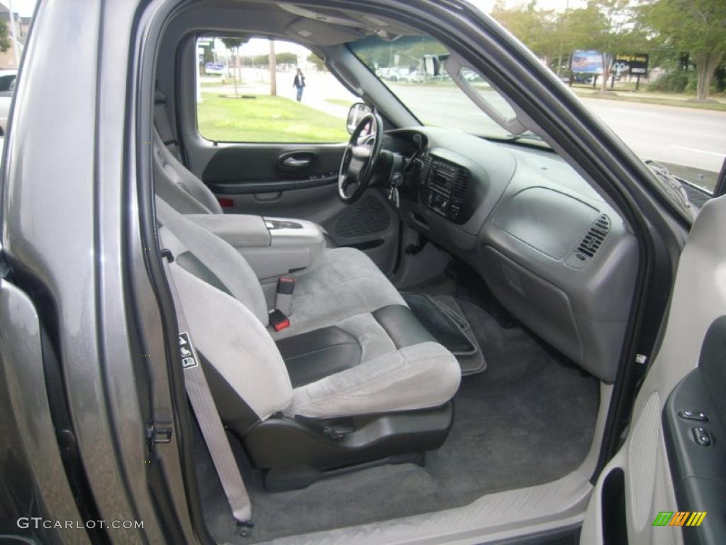 SVT Black/Light Flint Interior 2004 Ford F150 SVT Lightning Photo #38071085