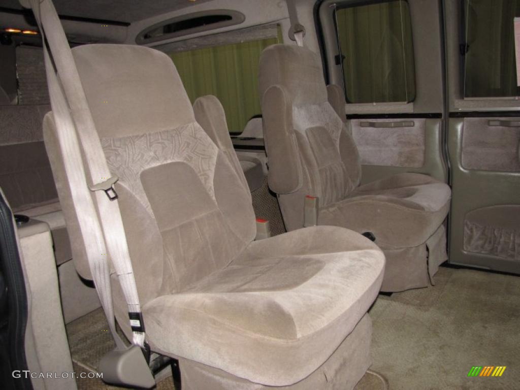 Neutral Interior 2004 Chevrolet Express 1500 Passenger Conversion Van Photo #38071229