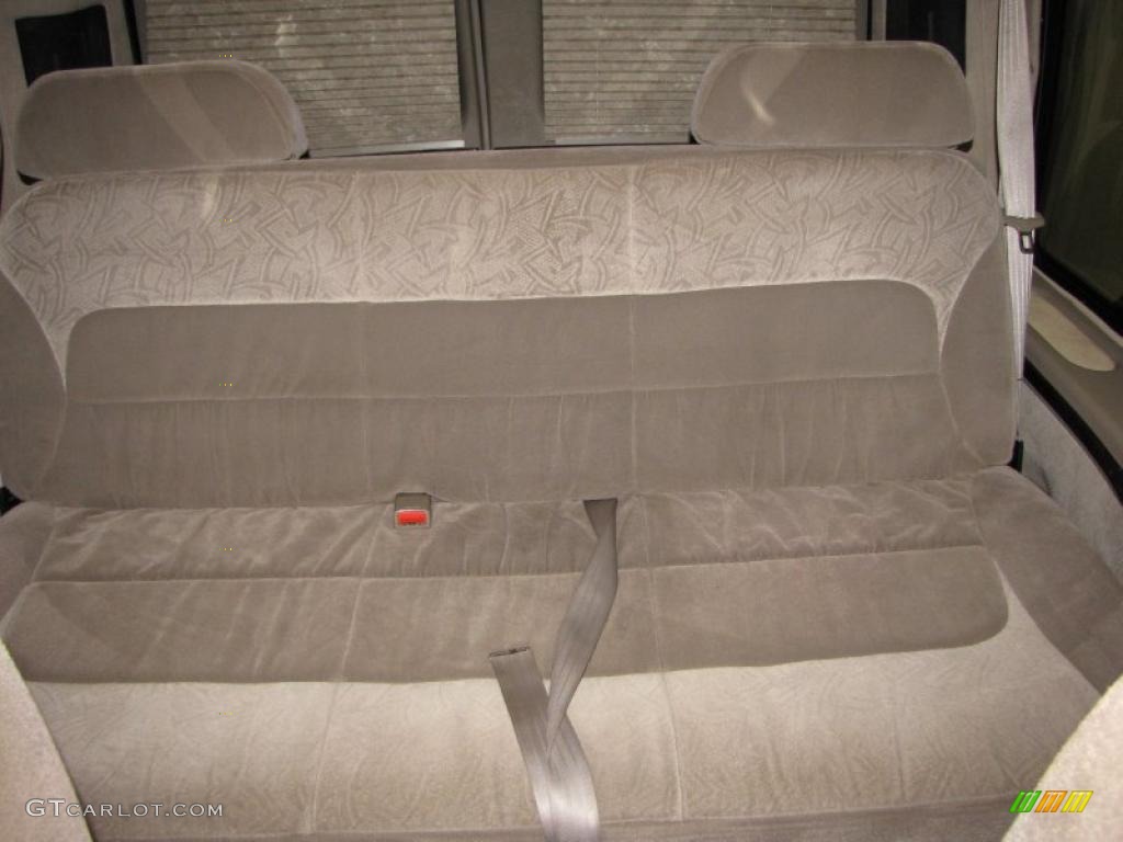2004 Express 1500 Passenger Conversion Van - Dark Gray Metallic / Neutral photo #9
