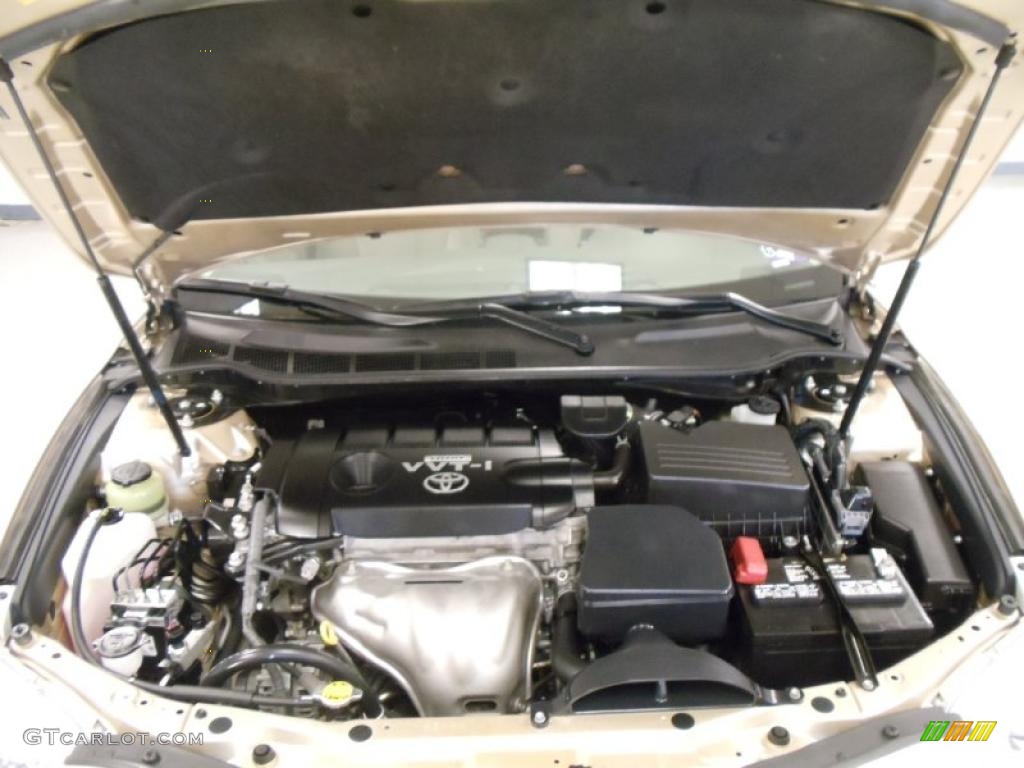 2010 Camry LE - Sandy Beach Metallic / Bisque photo #15