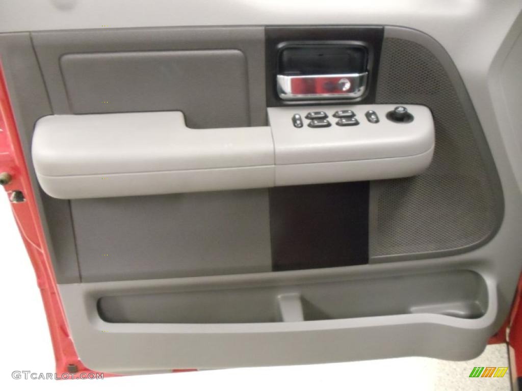 Medium/Dark Flint Interior 2007 Ford F150 XLT SuperCrew Photo #38072169