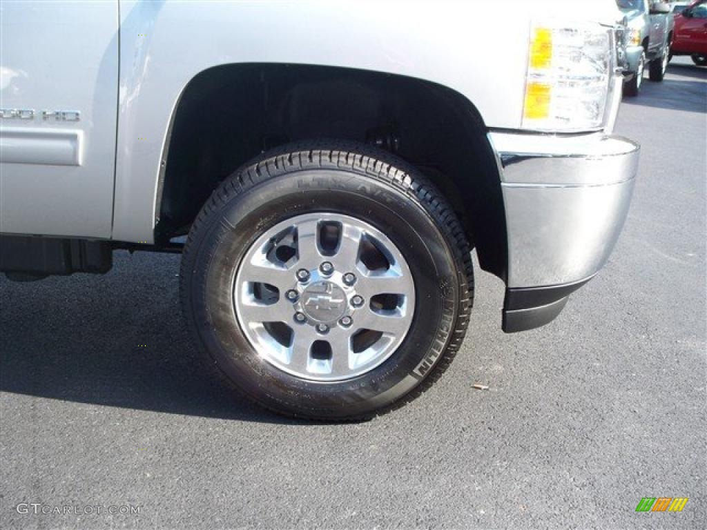 2011 Chevrolet Silverado 2500HD LT Crew Cab 4x4 Wheel Photo #38072273