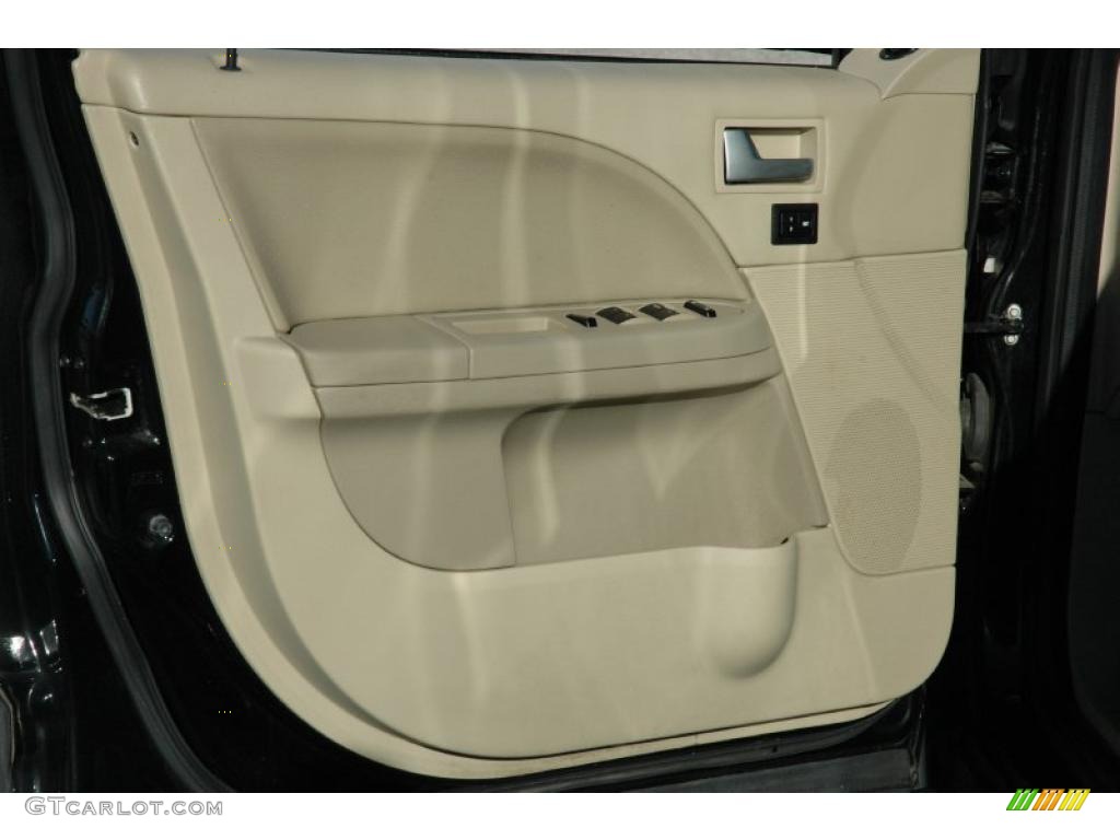Pebble Beige Interior 2006 Ford Freestyle Limited Photo #38073815
