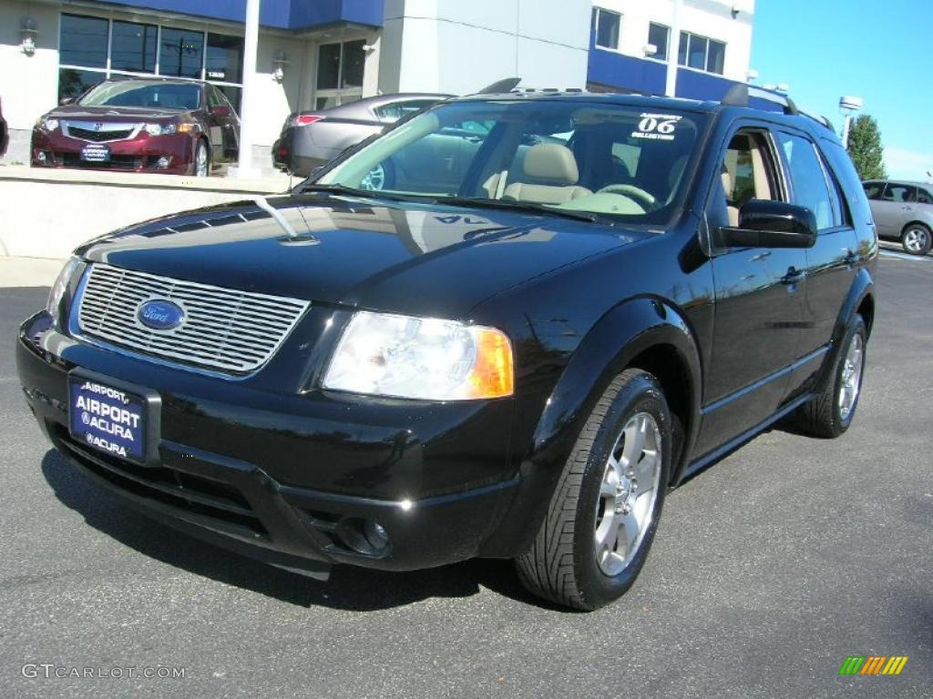 Black Ford Freestyle