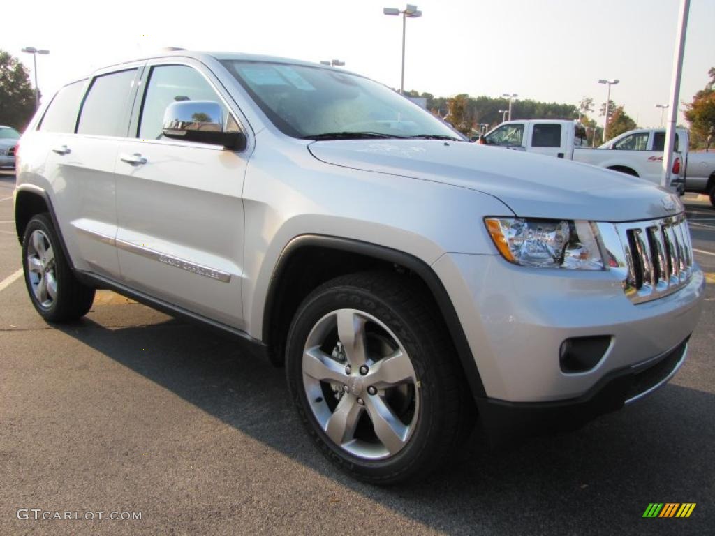 Bright Silver Metallic 2011 Jeep Grand Cherokee Overland Exterior Photo #38077503