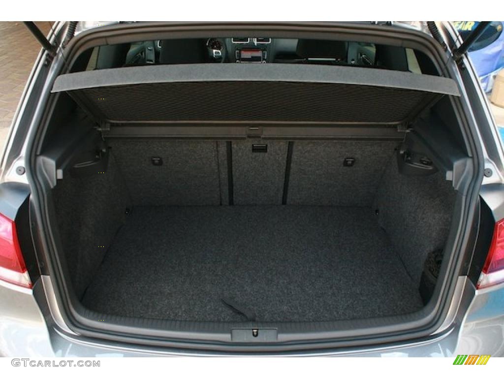 2011 Volkswagen GTI 2 Door Trunk Photo #38077959