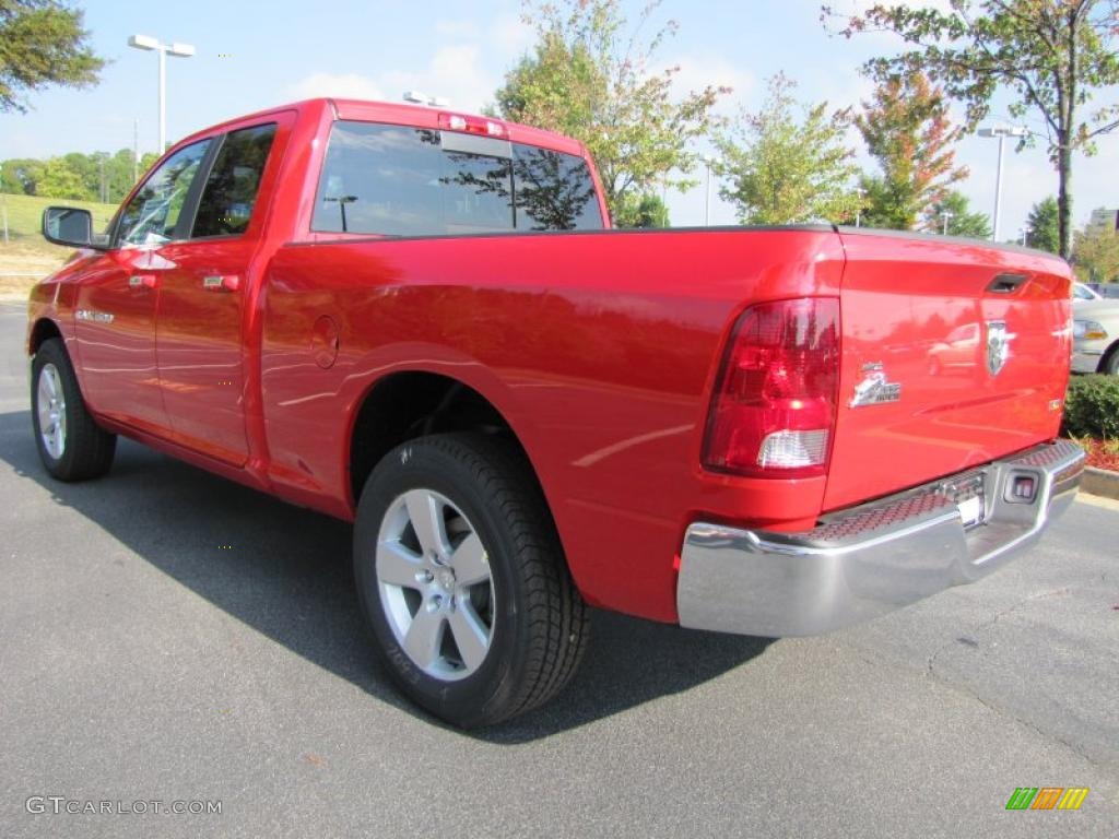 2011 Ram 1500 Big Horn Quad Cab - Flame Red / Dark Slate Gray/Medium Graystone photo #2