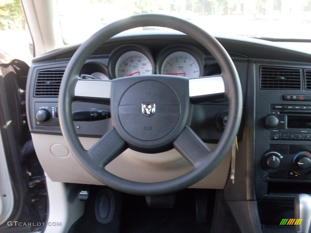 2007 Dodge Magnum SE Dark Slate Gray/Light Graystone Steering Wheel Photo #38079227