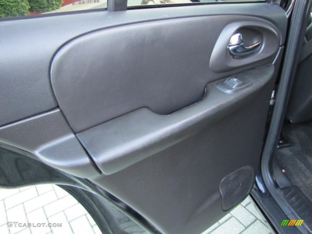 2007 Chevrolet TrailBlazer SS interior Photo #38080315