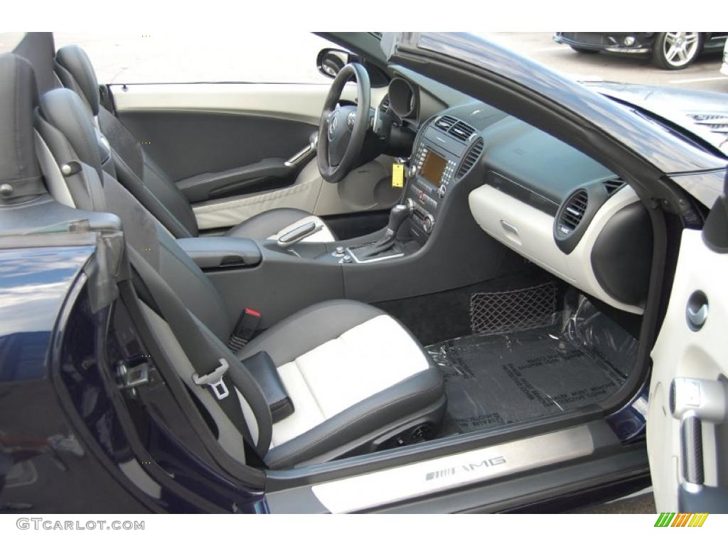 Black/Ash Interior 2007 Mercedes-Benz SLK 55 AMG Roadster Photo #38081367
