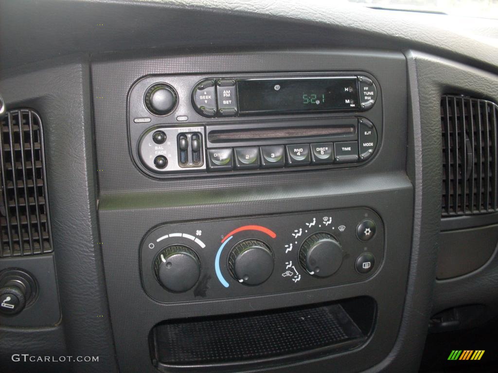 2003 Dodge Ram 2500 SLT Quad Cab 4x4 Controls Photo #38081611