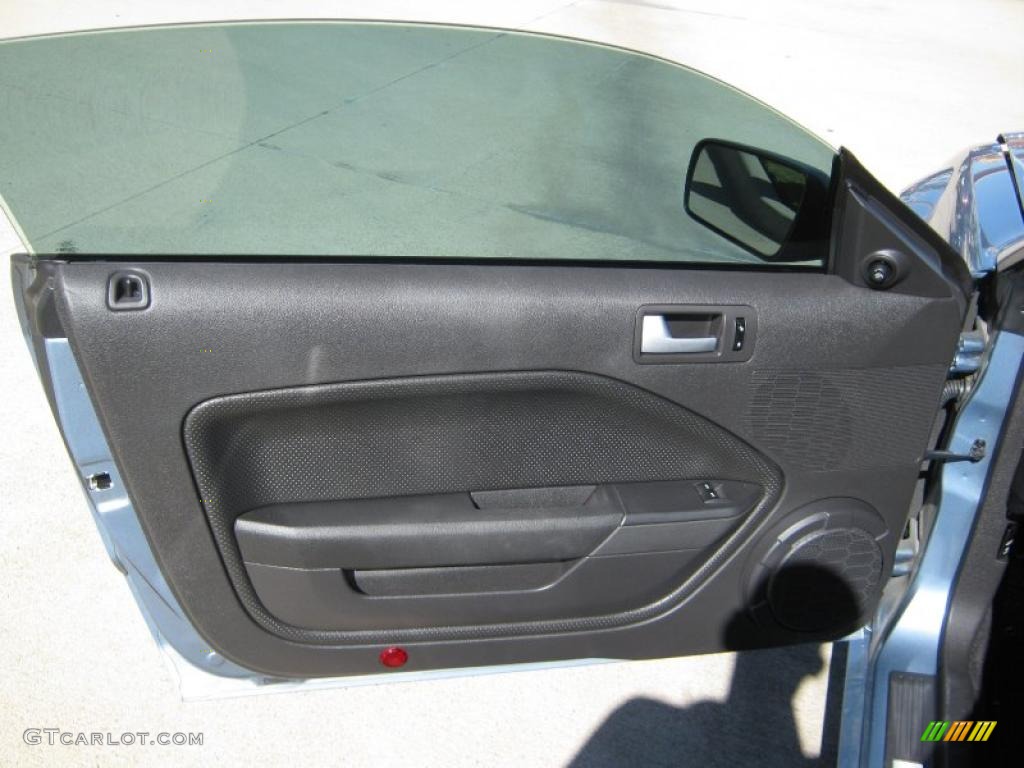Dark Charcoal Interior 2008 Ford Mustang GT Deluxe Coupe Photo #38082215