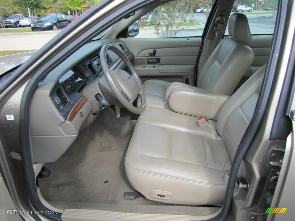 Medium Parchment Interior 2004 Ford Crown Victoria LX Photo #38082627