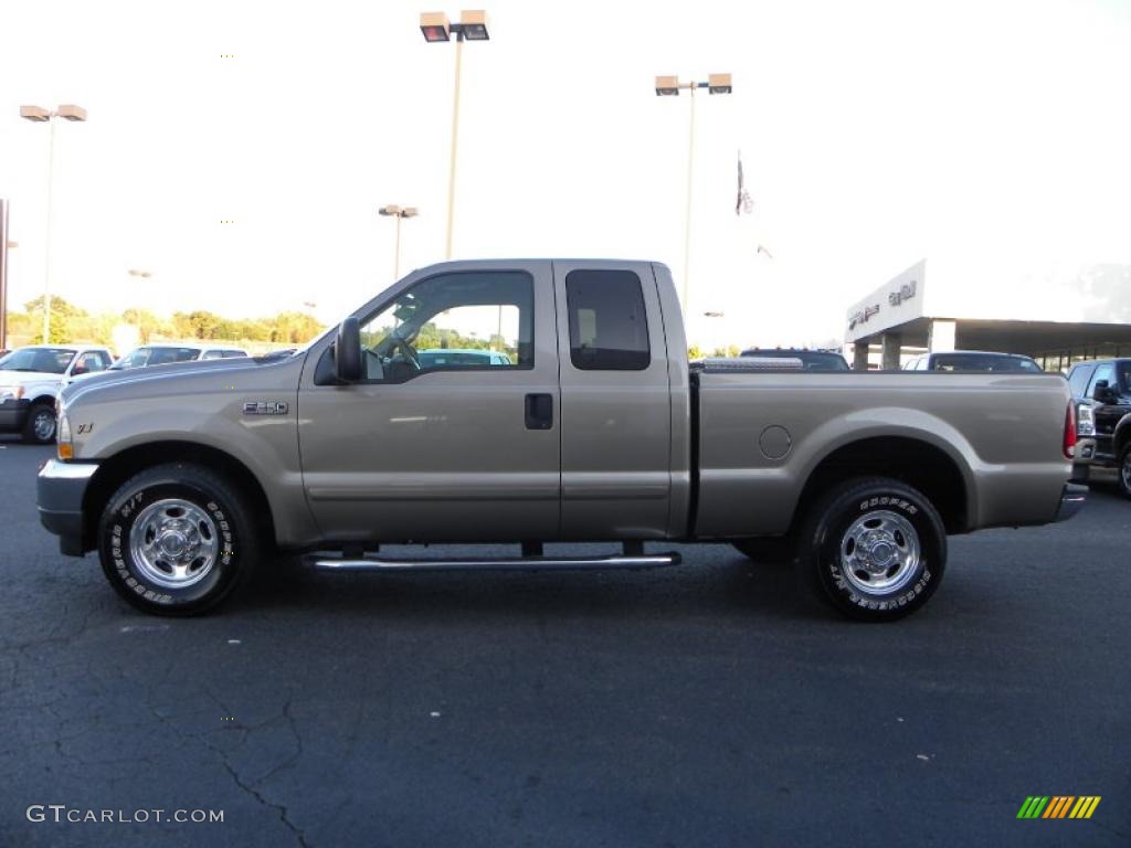 2002 F250 Super Duty Lariat SuperCab - Arizona Beige Metallic / Medium Parchment photo #5