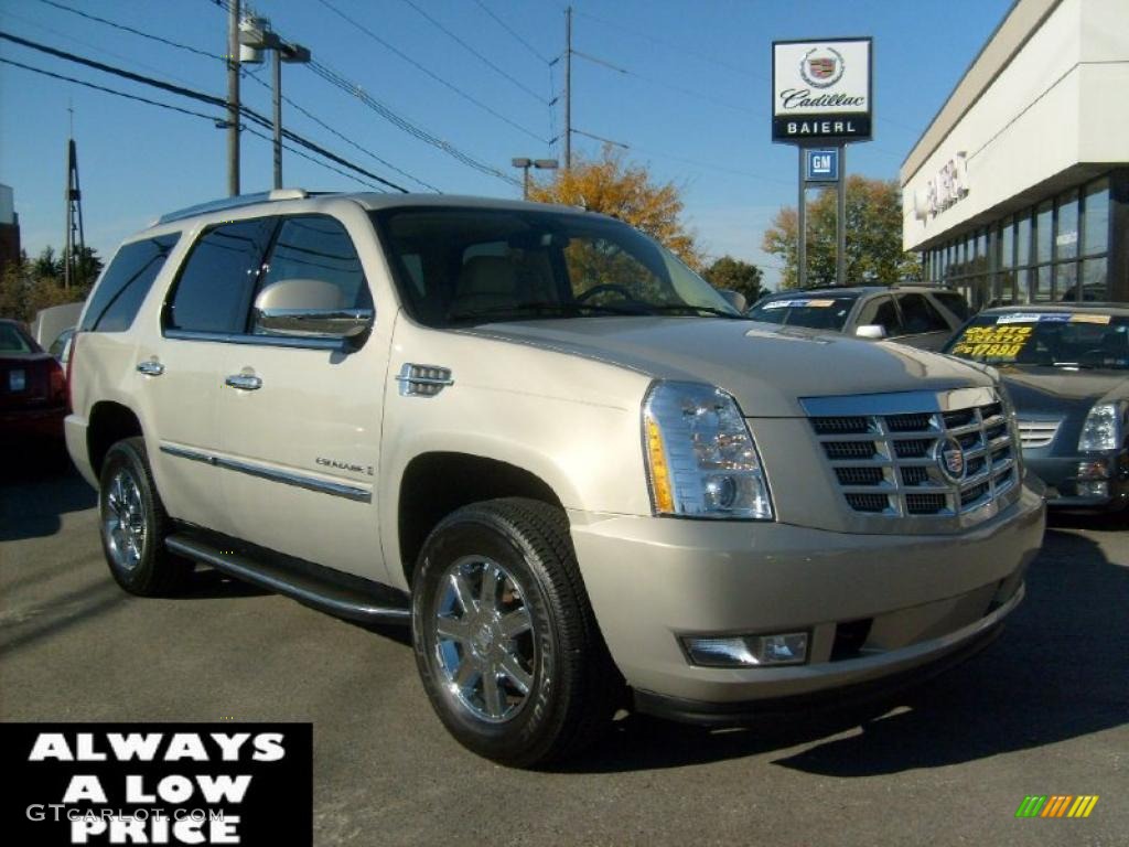 2007 Escalade AWD - Gold Mist / Cocoa/Light Cashmere photo #1