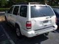 2002 Glacier White Pearl Nissan Pathfinder SE 4x4  photo #4