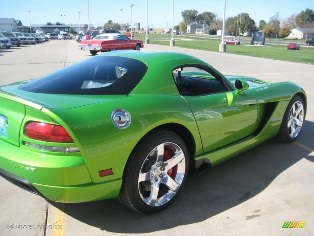 2010 Viper SRT10 Coupe - Viper Snakeskin Green Pearl / Black photo #23