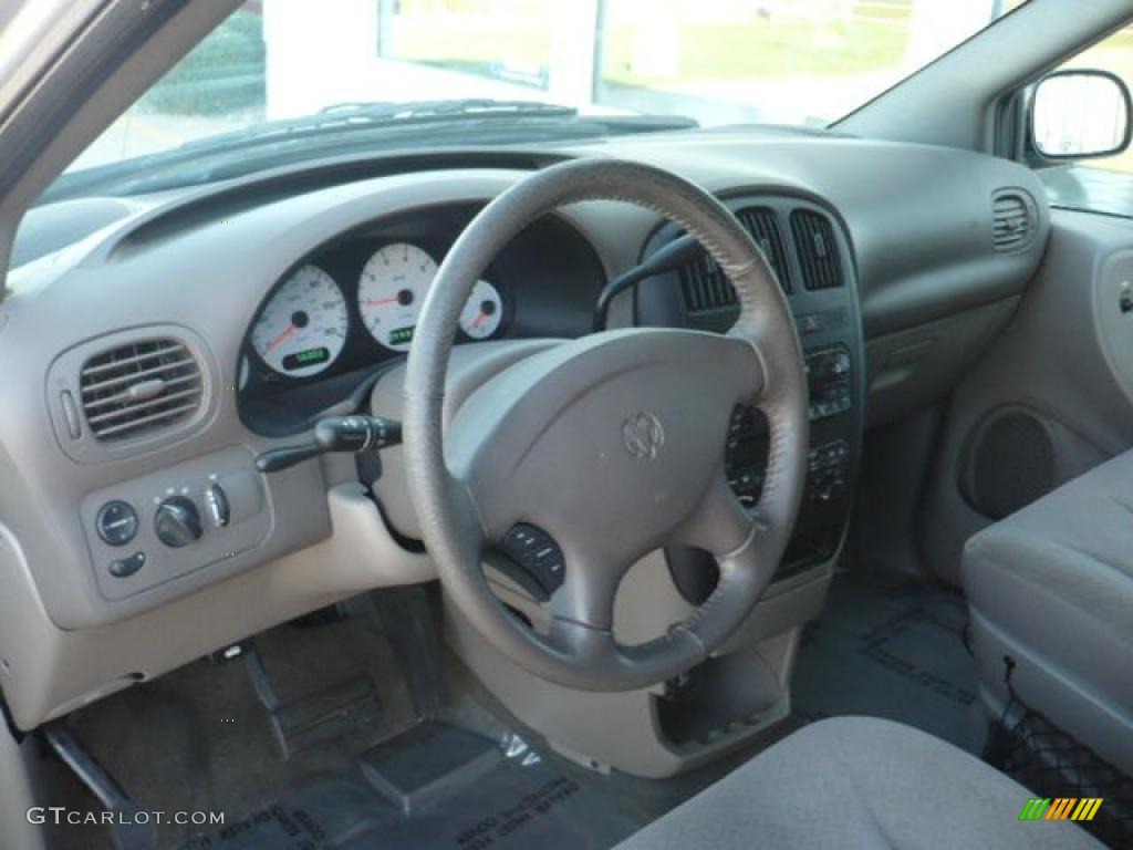 2003 Dodge Caravan Sport Taupe Dashboard Photo #38085659