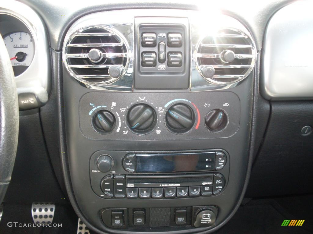 2005 Chrysler PT Cruiser GT Controls Photo #38085871