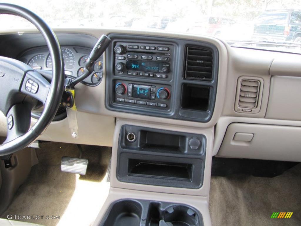 2003 Tahoe LT - Black / Gray/Dark Charcoal photo #12