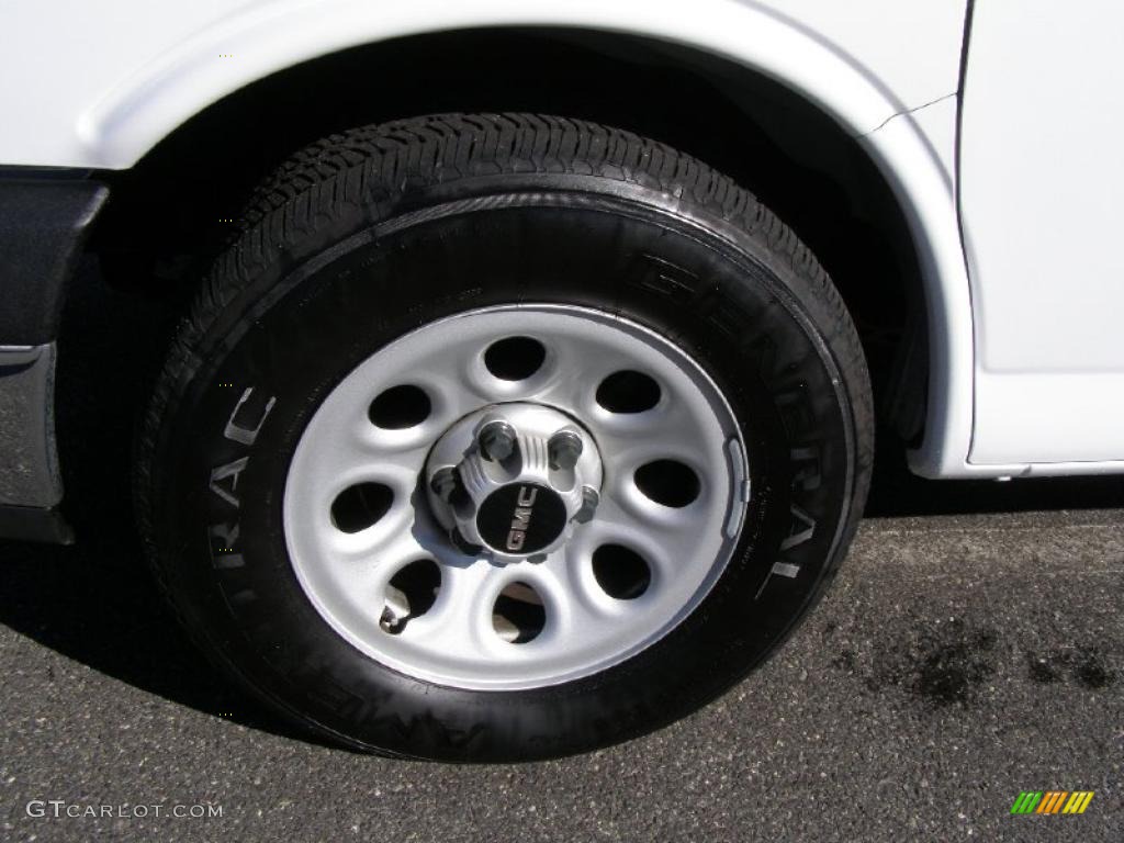 2009 GMC Savana Van 1500 Cargo Wheel Photos