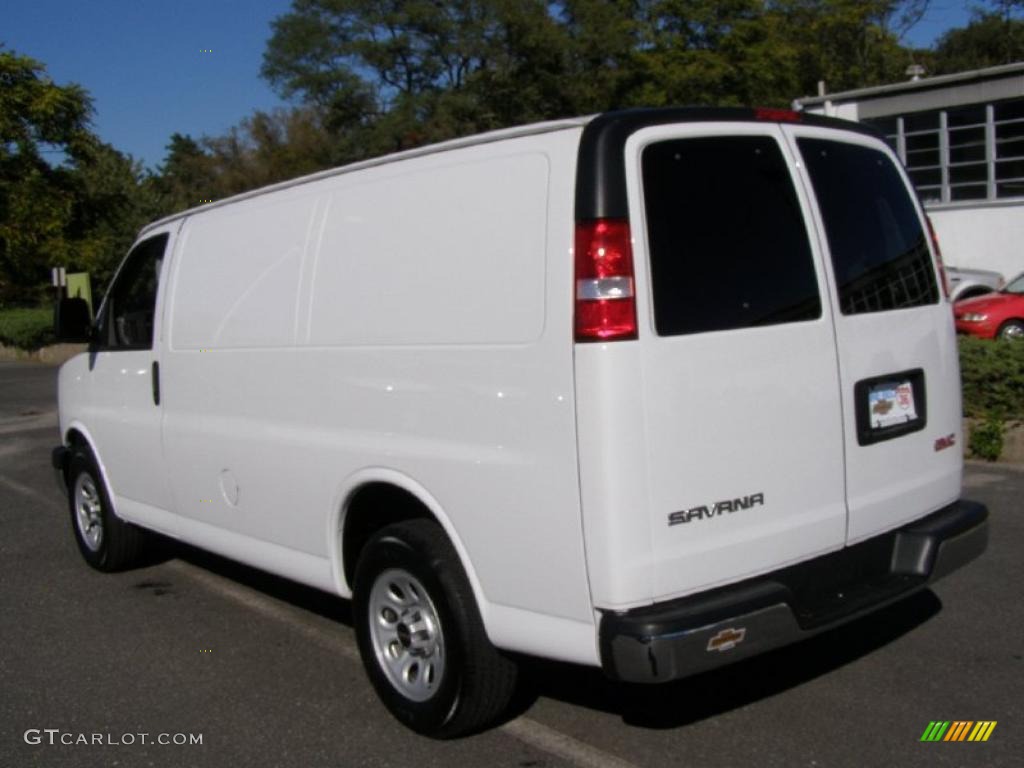 2009 Savana Van 1500 Cargo - Summit White / Medium Pewter photo #5
